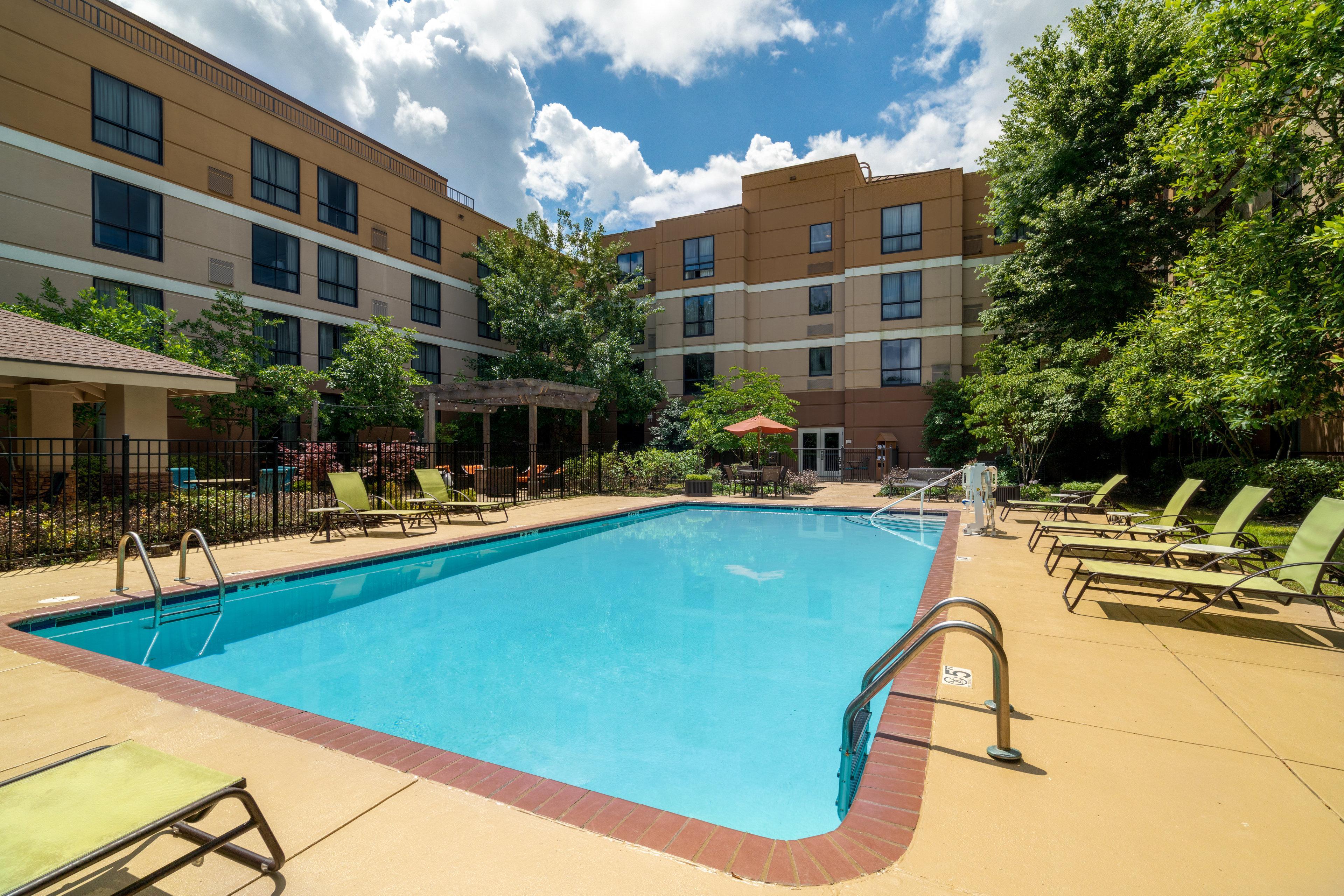 Staybridge Suites Memphis-Poplar Ave East By Ihg Eksteriør billede